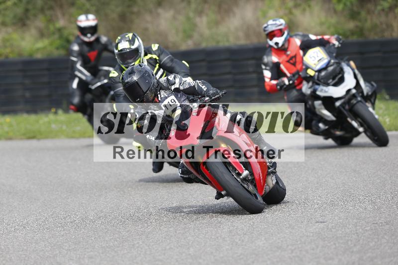 /Archiv-2025/53 16.09.2025 Track Day Domi Aegerter ADR/Gruppe gelb/119